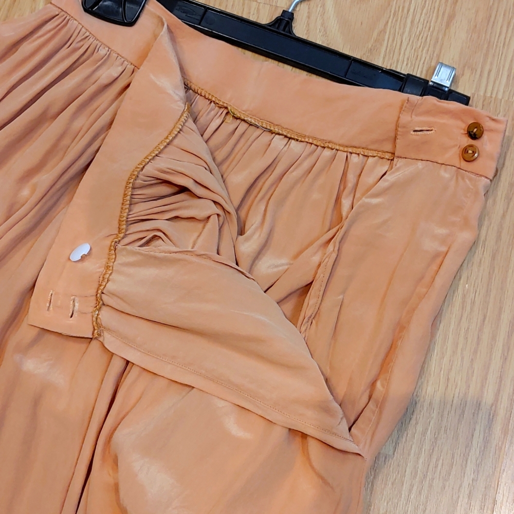 VTG Silk Skirt - Picture 5 of 7